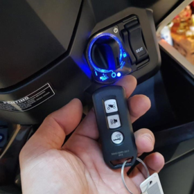 Sửa Lỗi Xe Máy Điện Không Mở Được Khóa Smartkey: Nguyên Nhân & Cách Xử Lý Nhanh Tại Chỗ